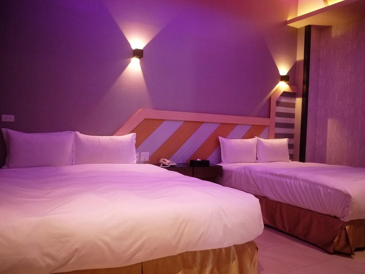 Wei Feng Exquisite Motel Pintung Branch Pingtung Exteriör bild