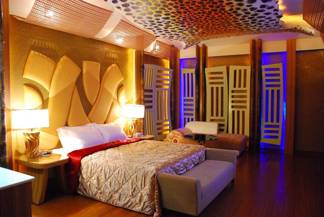 Wei Feng Exquisite Motel Pintung Branch Pingtung Exteriör bild